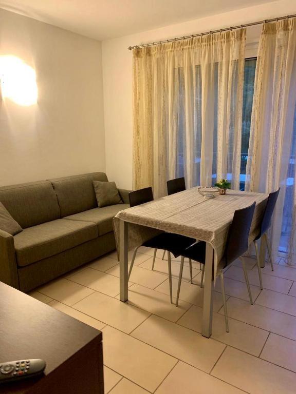 Casa Piccola Fewo Torbole Sul Garda Εξωτερικό φωτογραφία